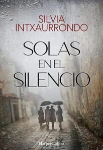 solas en el silencio